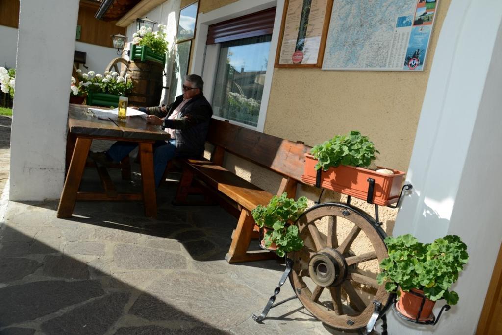 Albergo Aurora Tret Exterior foto